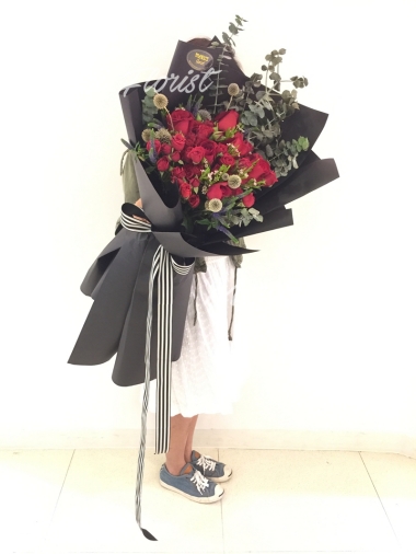 **XLBQRSRE12** Jumbo Korea style Rose Long Bouquet-Red<br>韓式巨形長花束-紅色